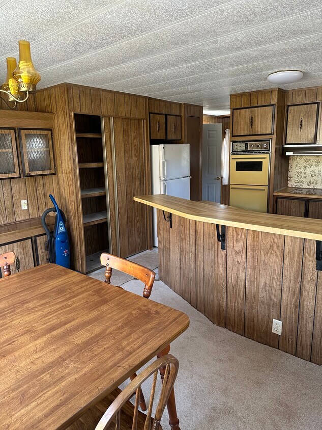 12 Circle Dr, Huntington, WV 25701 House Rental in Huntington, WV