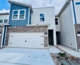 Building Photo - 1850 Settlers Glen Dr