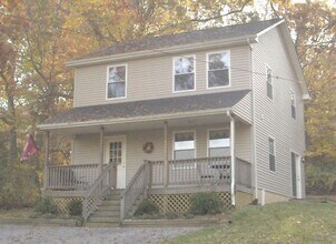 Building Photo - 512 Sunrise Dr