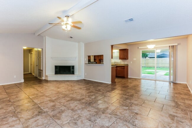 Building Photo - 230 Lemon Dr