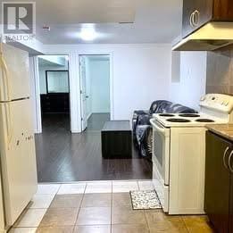 Building Photo - 40 Palm Tree Rd