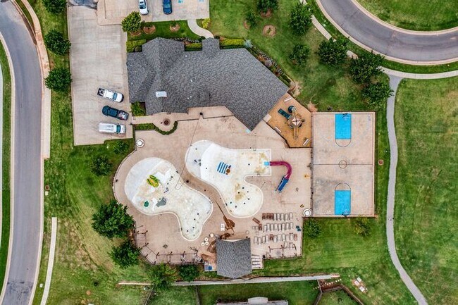 Building Photo - Great home in The Grove