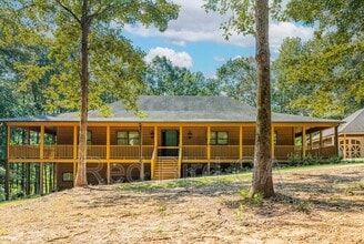 Building Photo - 168 Timberlake Dr