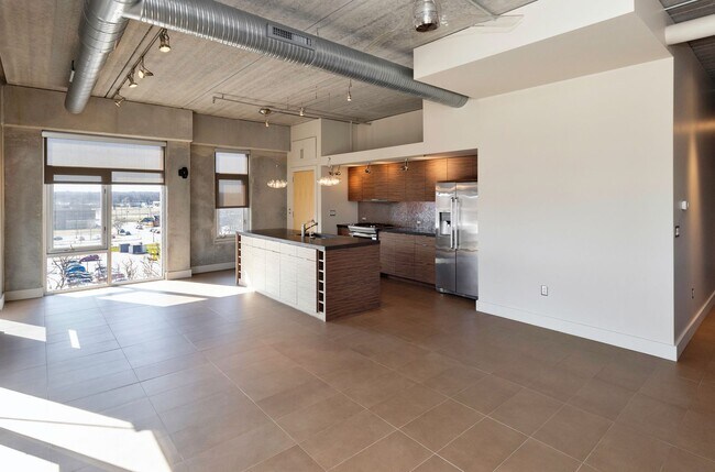 Foto del edificio - 309 E 5th St