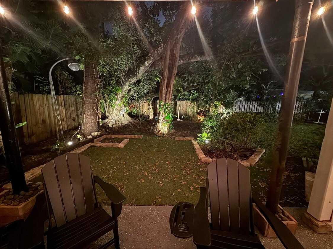 Photo - 833 SW 11th Ct (Fort Lauderdale, FL)