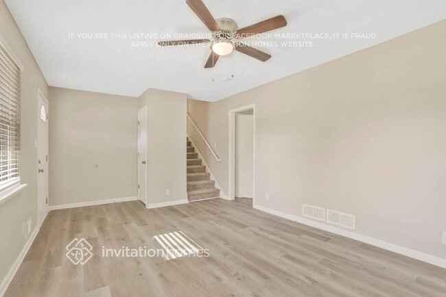 Building Photo - 5370 Zachary Dr
