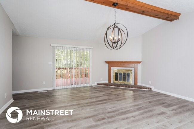 Foto del edificio - 6111 Yellowsands Dr