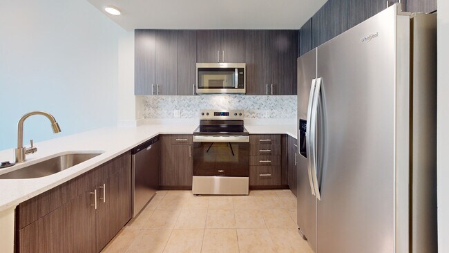 Interior Photo - 1200 East West