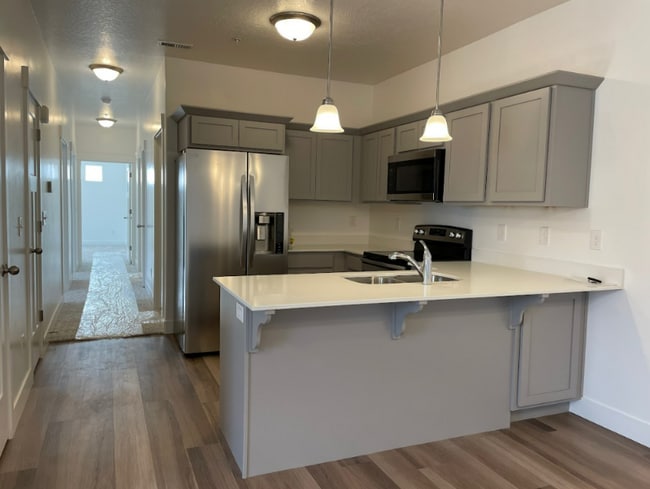 Building Photo - 3919 W 1530 N