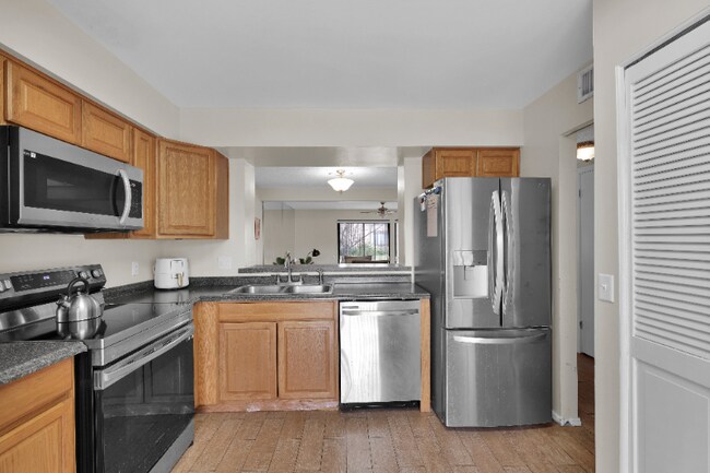 Building Photo - 7646 Las Palmas Way