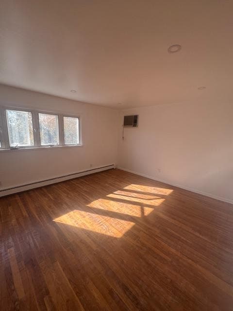 Building Photo - 45 Edwards Ct