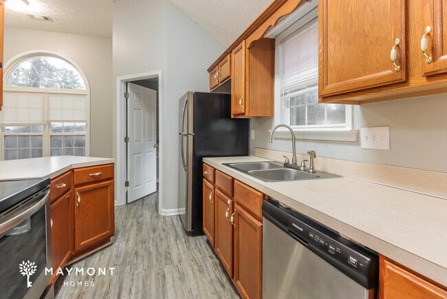 Foto del edificio - Charming 3 Bedroom Brick Home in Montgomery