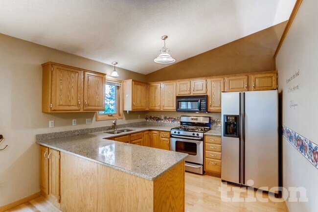 Building Photo - 3535 133rd Ln NW