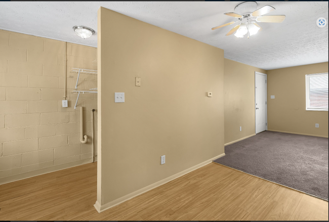 Building Photo - 3001 Markham Rd