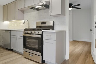 Building Photo - 1364 Lafayette St