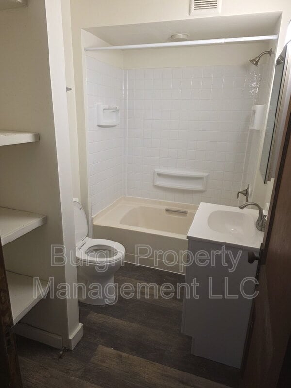 Building Photo - 3538 Fleming Ave