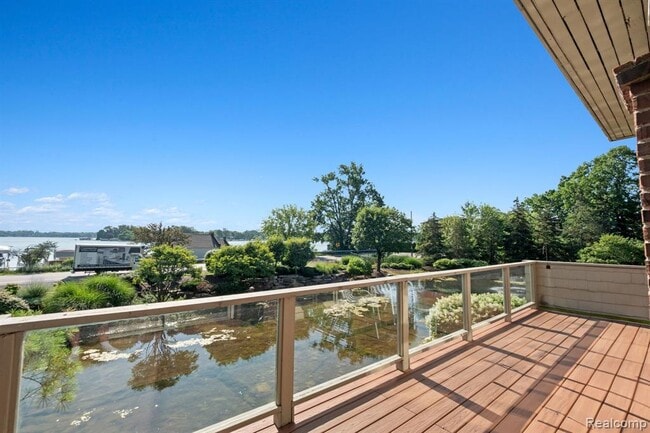 Building Photo - 3782 Pine Lake Knoll Dr