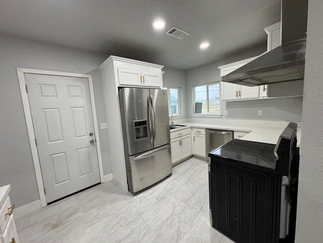 Photo - Country Living House