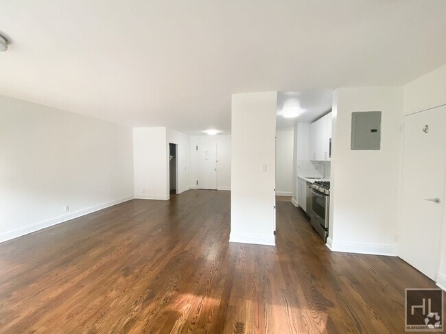 Building Photo - East 88 Street