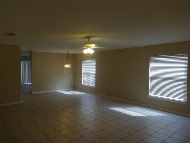 Foto del edificio - 317 Brightview Dr