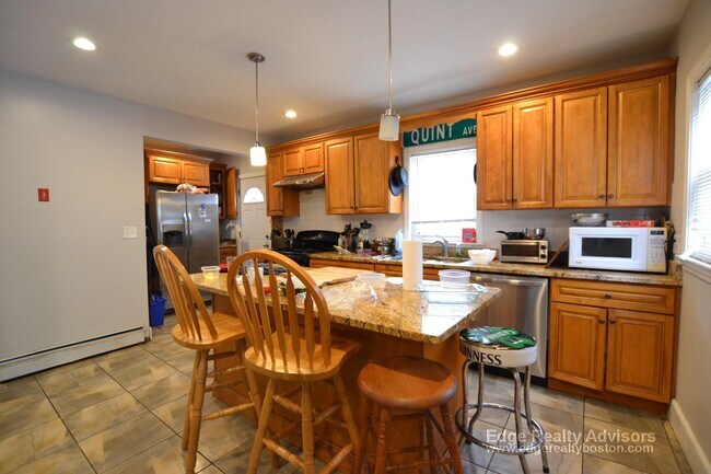 Photo - 34 Long Ave Apartment