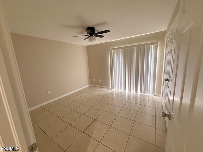 Foto del edificio - 758 Holmes Ave