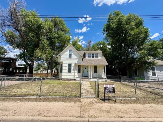 Building Photo - E. Brookside- 126