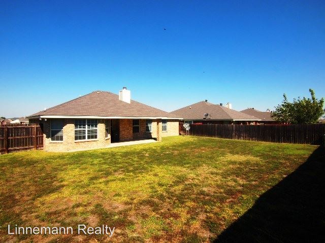 Building Photo - 4304 Bally Dr