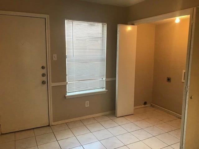 Foto del edificio - 8005 Rothington Rd