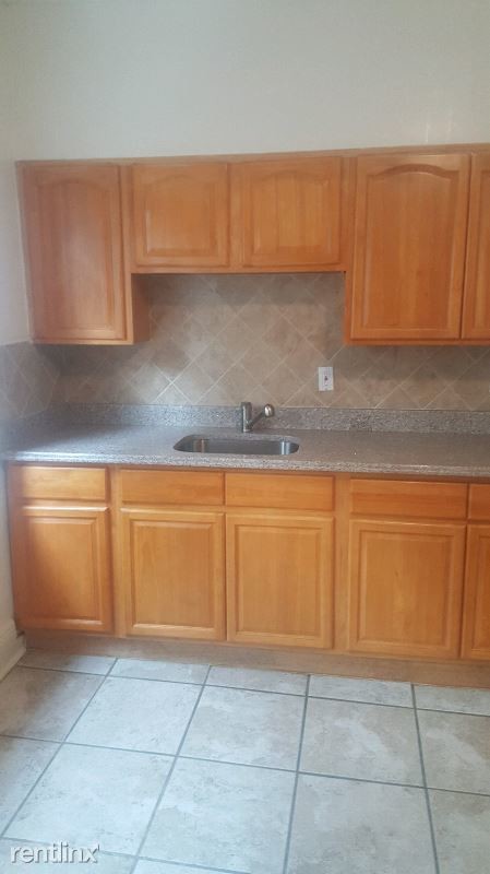 Foto del edificio - 665 S 3rd Ave