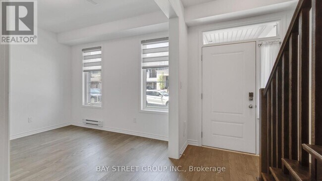 Building Photo - 1374 Ripplewood Ave