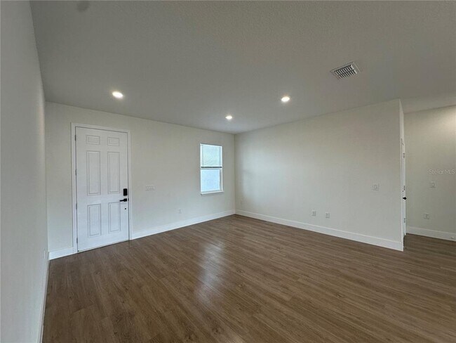 Foto del edificio - 1323 E Derby Dr
