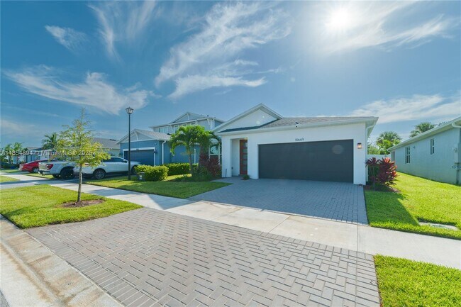 Foto del edificio - 10669 SW Gloriana St