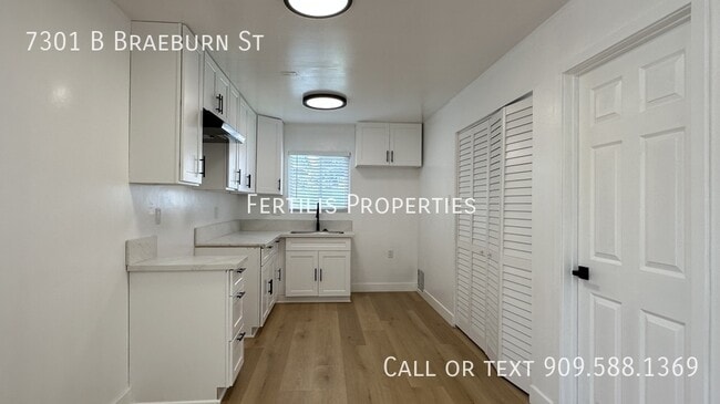 Foto del edificio - 7301 Braeburn St