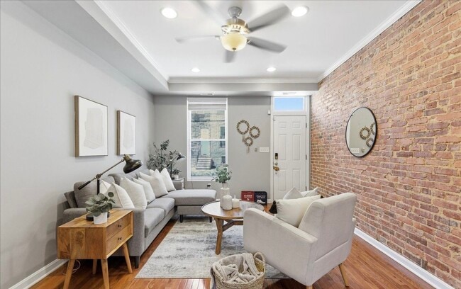 Sala de estar - 415 N Glover St