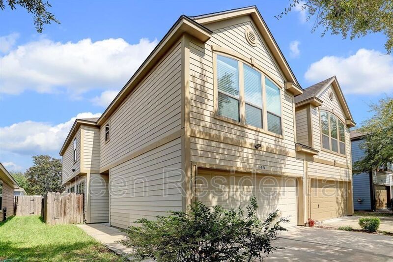 16534 Cheshire Grove Ln, Houston, TX 77090 Townhome Rentals in