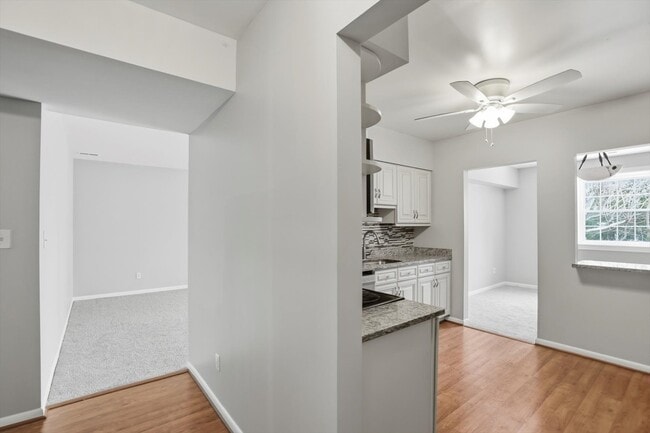 Building Photo - 5 Lough Mask Ct