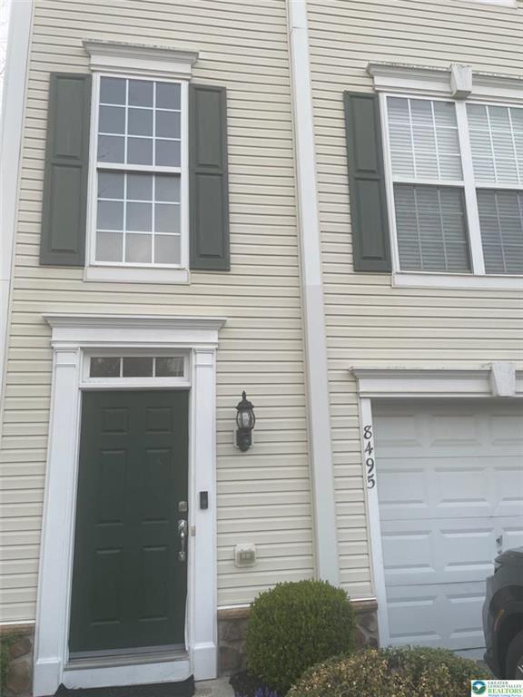 Foto del edificio - 8495 Putnam Ct