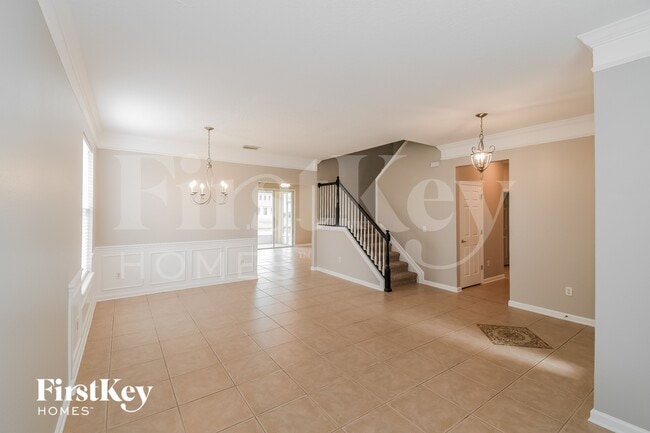 Building Photo - 8327 Highgate Dr