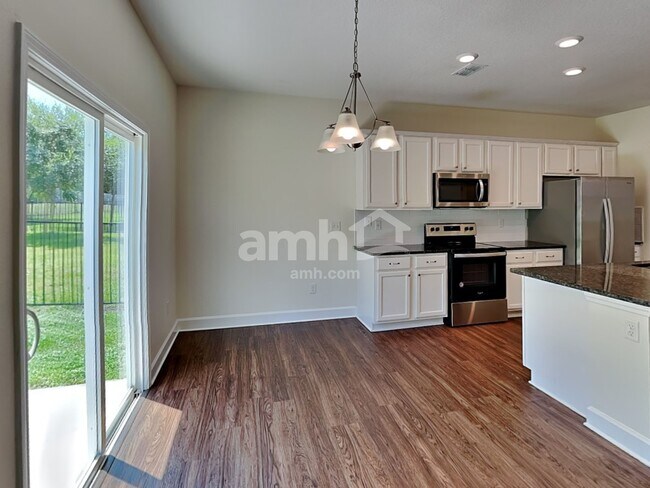 Building Photo - 8565 Highfield Ave