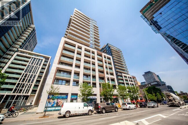 Photo du bâtiment - 460 Adelaide St E