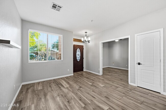 Building Photo - 7268 E Whispering Wind Dr