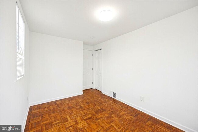 Foto del edificio - 682 2nd Ave