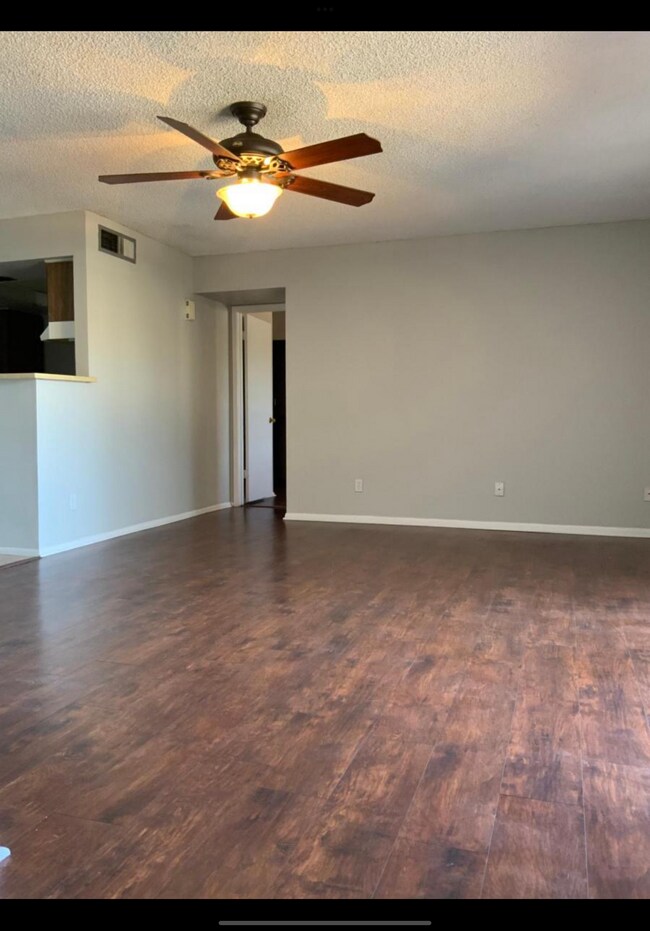 Foto del edificio - 4608 W Maryland Ave