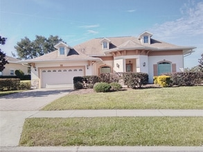 Building Photo - 38641 Lakeview Walk