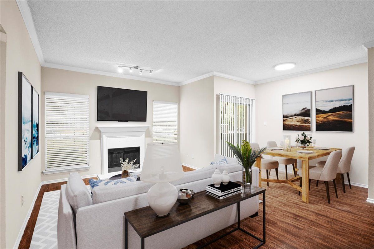 Creekview Apartment Homes Apartments in Dallas, TX