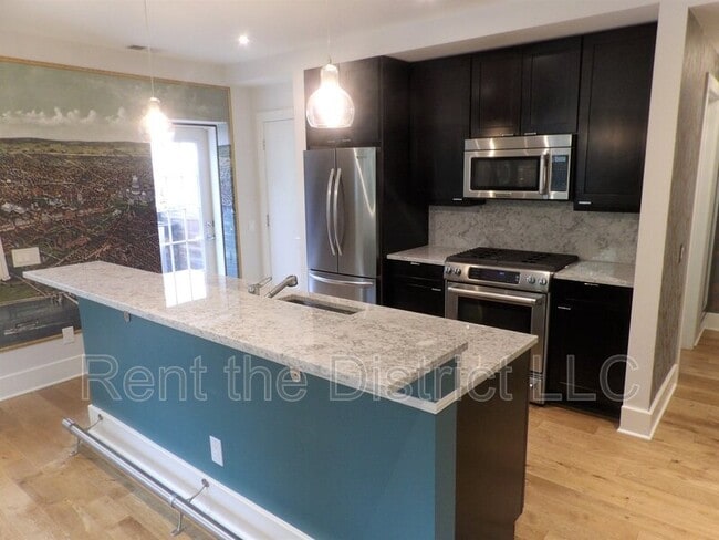 Foto del edificio - 2926 Porter St NW