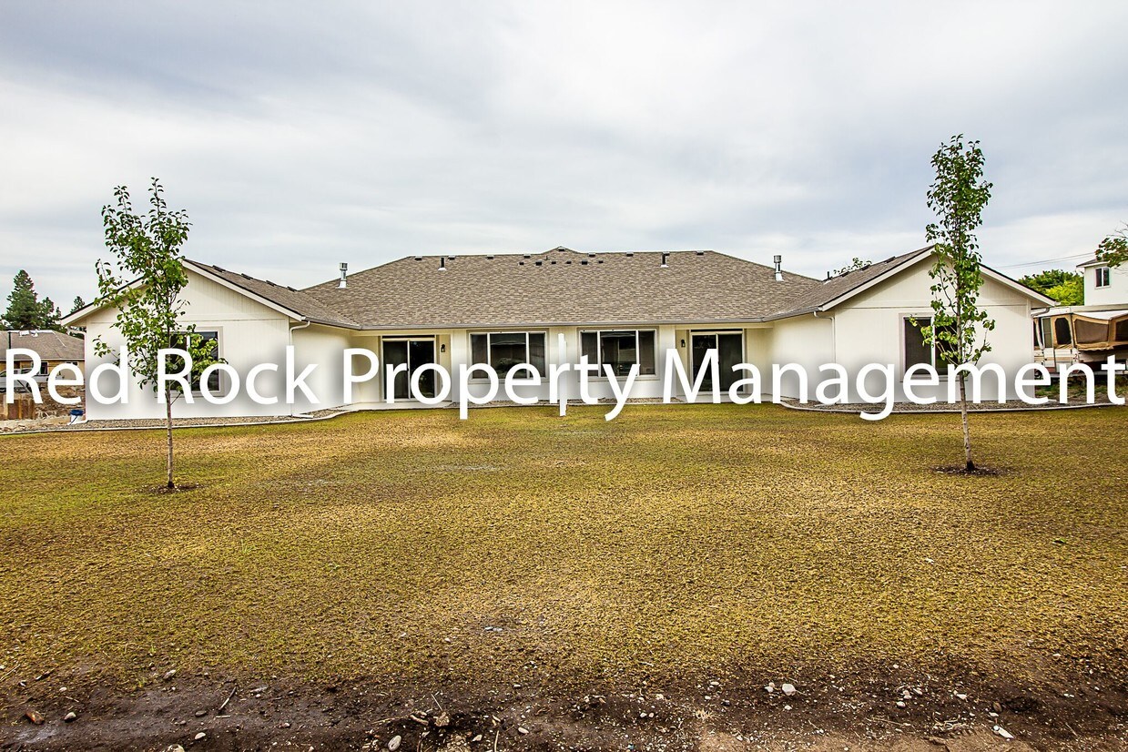 Foto principal - 16910 E Knox Ave