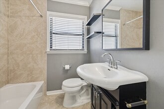 Building Photo - 4214 Glebe Rd