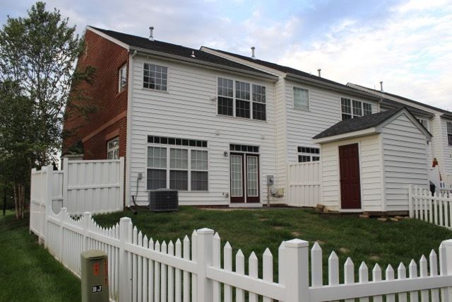 Building Photo - 4200 Wellston Pl